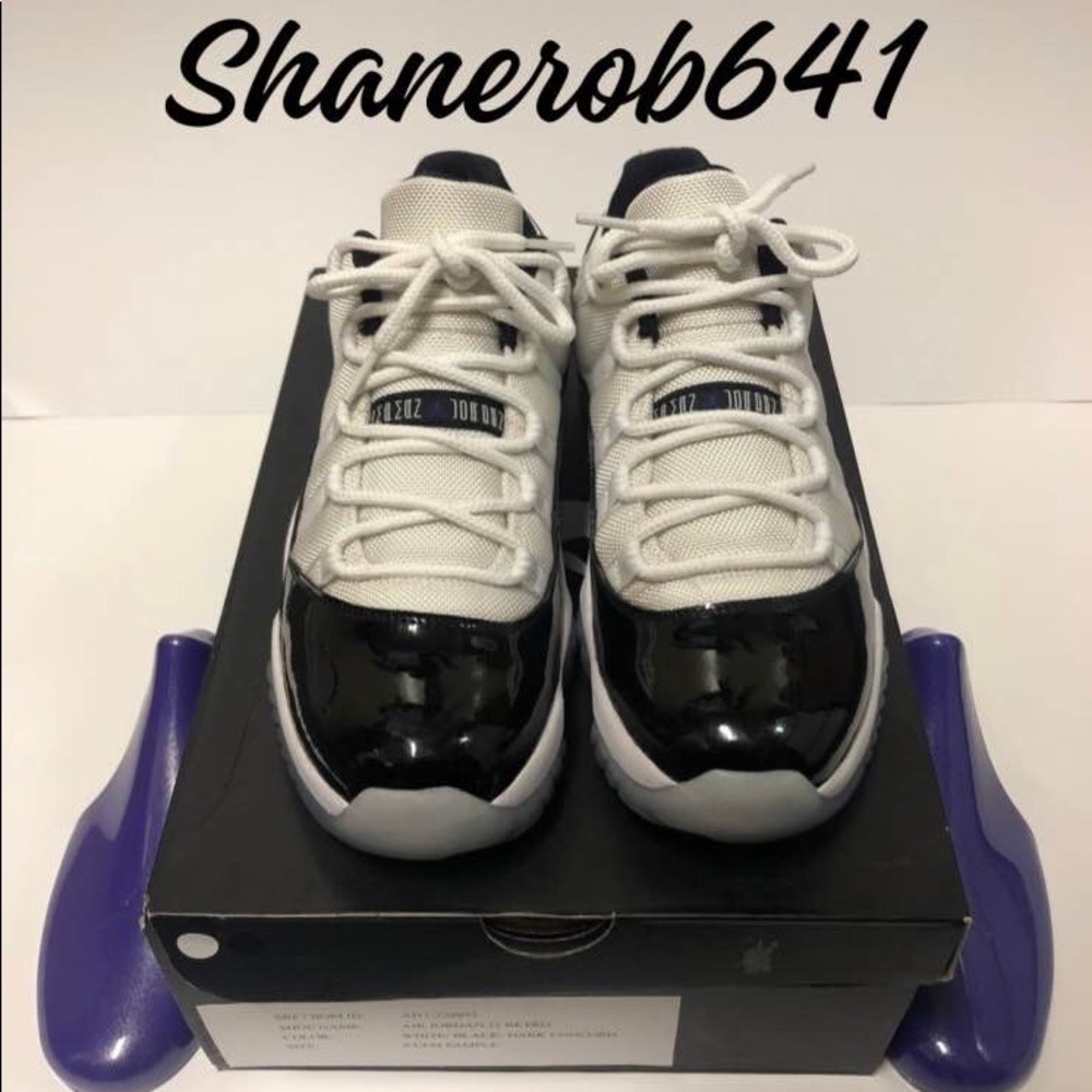Nike Air Jordan Concord 11 Nike Low Top Black White Sample Sneaker W Orig box